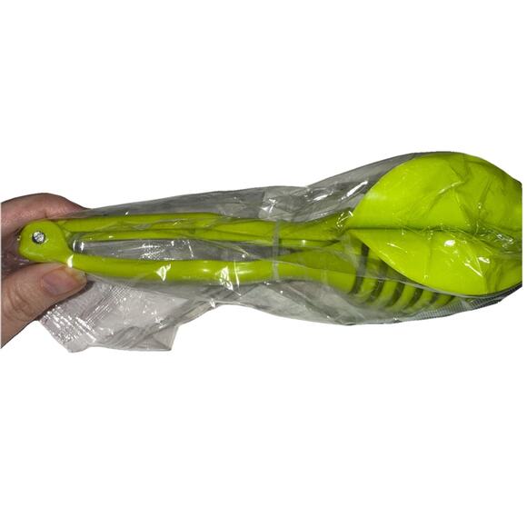 Tomato Slicer Plastic Fruit Tomato Clip Holder Slicer Vegetable Lemon Potato - Picture 2 of 3